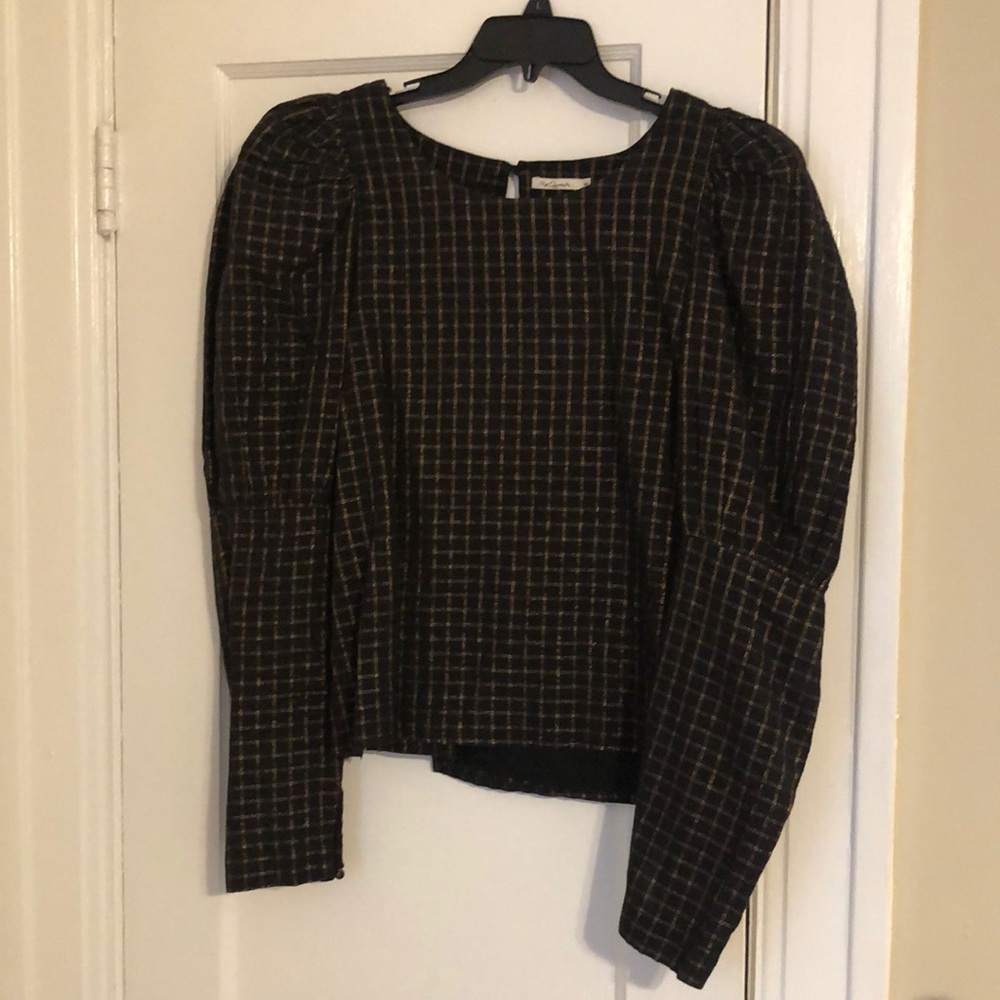 Puff sleeve blouse